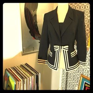 Gorgeous Vintage Tailored Dress Coat.